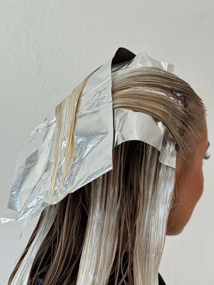 Hair contouring : la technique qui illumine votre visage